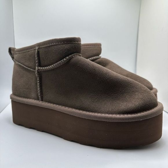 CUSHIONAIRE Women's Genuine Suede pull on platform boot +Memory Foam 8.5 TAUPE - Picture 1 of 7